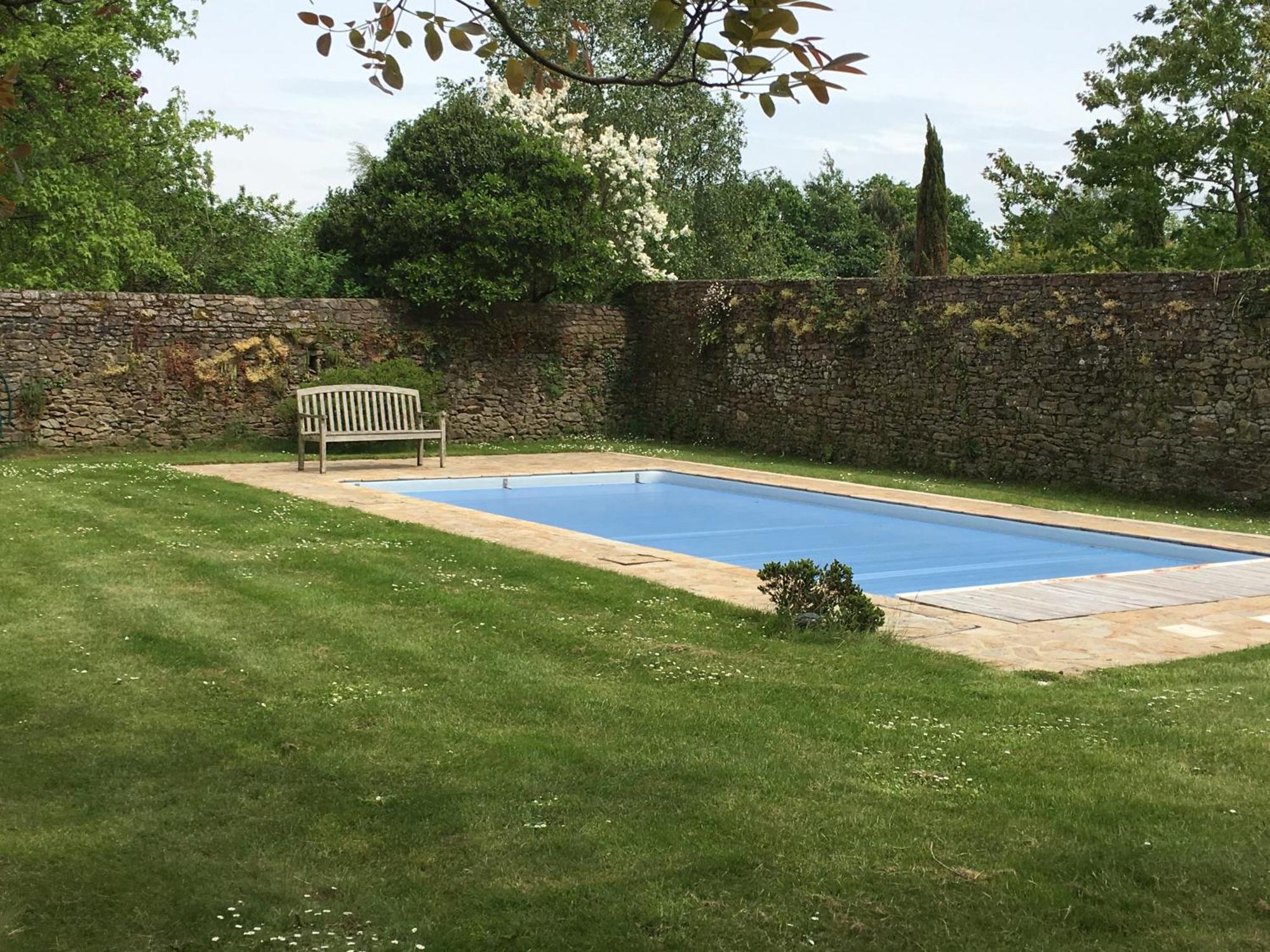 Manoir Des Bords De Rance Bed and Breakfast Plouër-sur-Rance Eksteriør billede